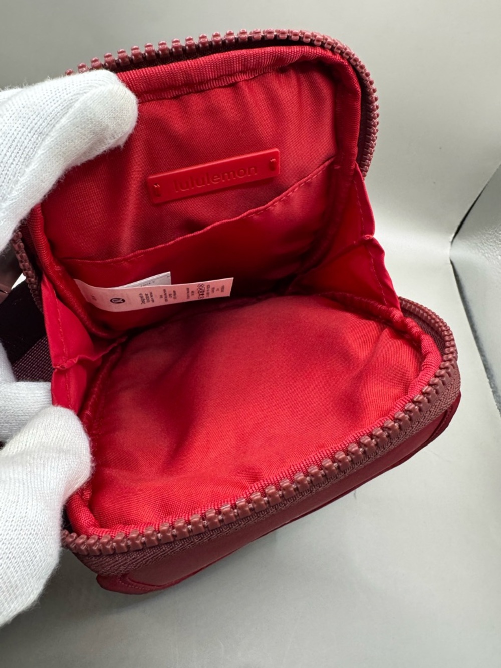 Lululemon Lunar New Year Zip-Top Crossbody Bag - Picture 4 of 11